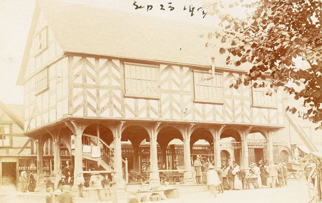 [Ledbury Market Hall]